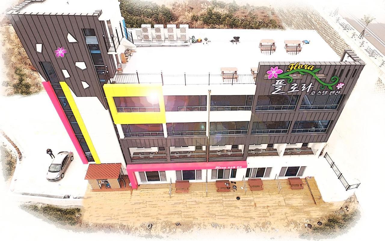 Flora Hostelpension Yeosu Εξωτερικό φωτογραφία